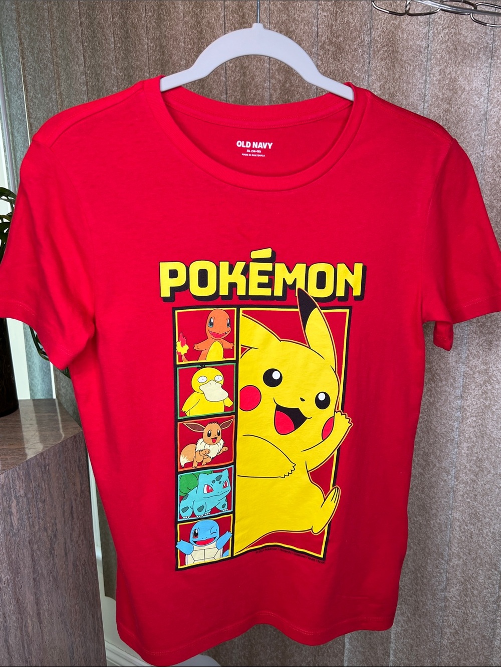 Boys's Old Navy Red Pokémon Pikachu Panel Graphic Tee Size Boys XL